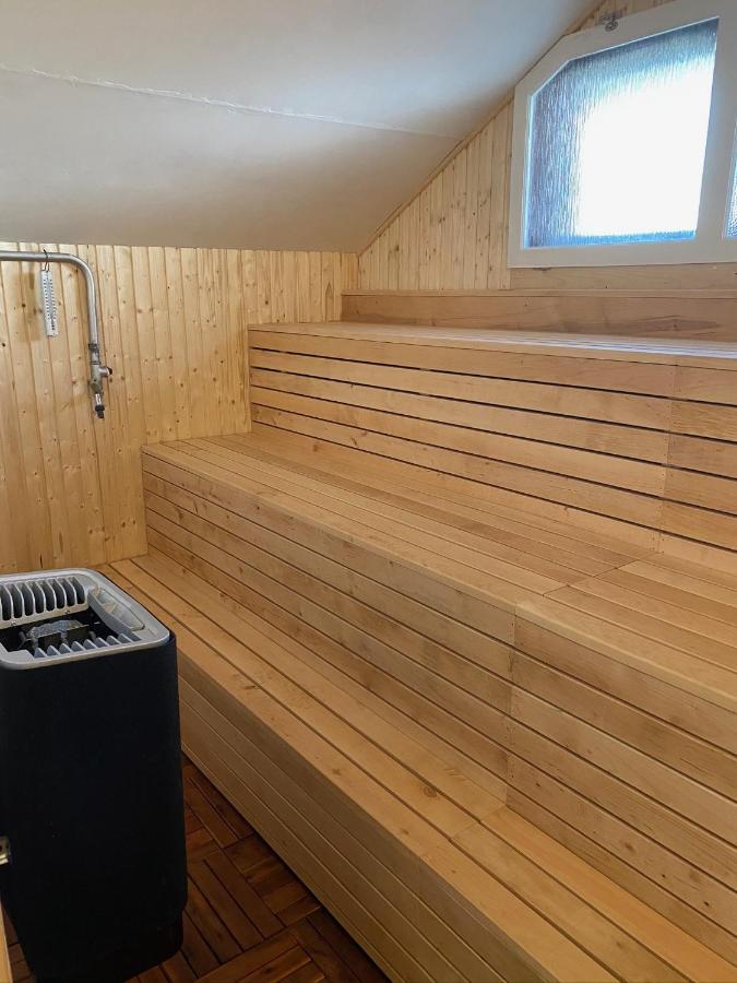 بيت شباب Kalvs Skolhus المظهر الخارجي الصورة